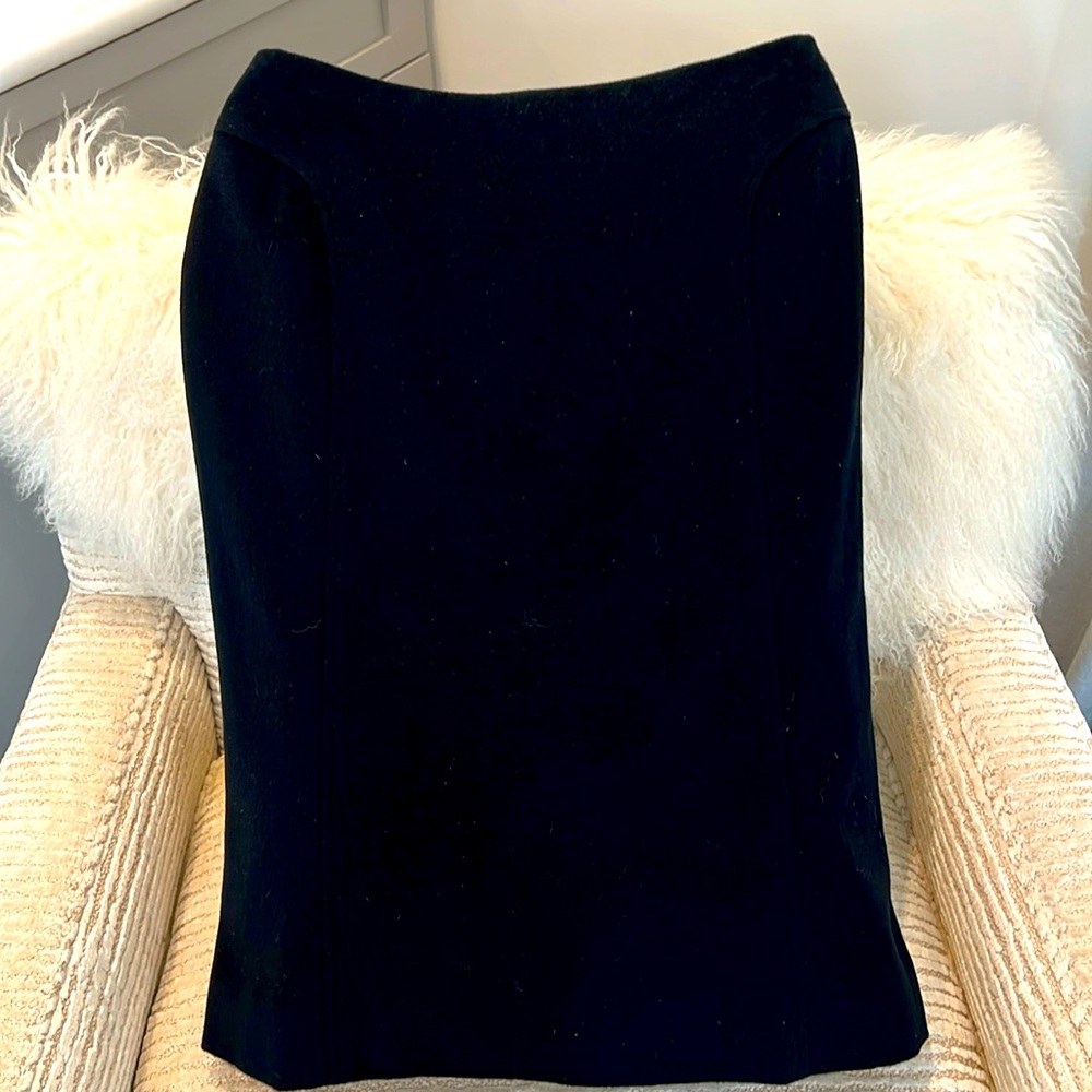 TSE black cashmere skirt